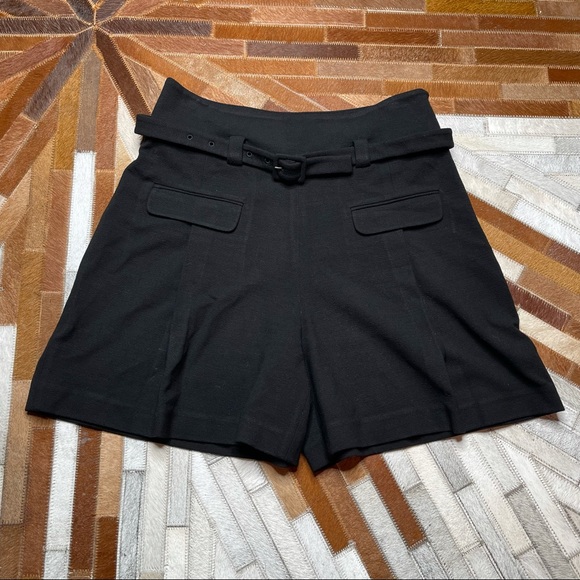 Diane von Furstenberg Chapman Short in Black - Picture 2 of 5